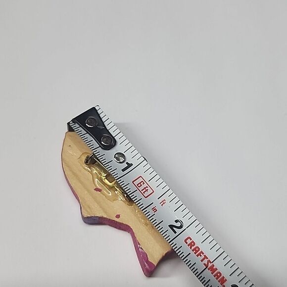 Carved Wooden Painted Fish Brooch - Picture 3 of 3